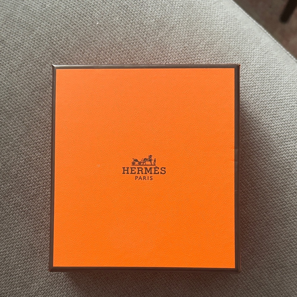 Hermès makeup box